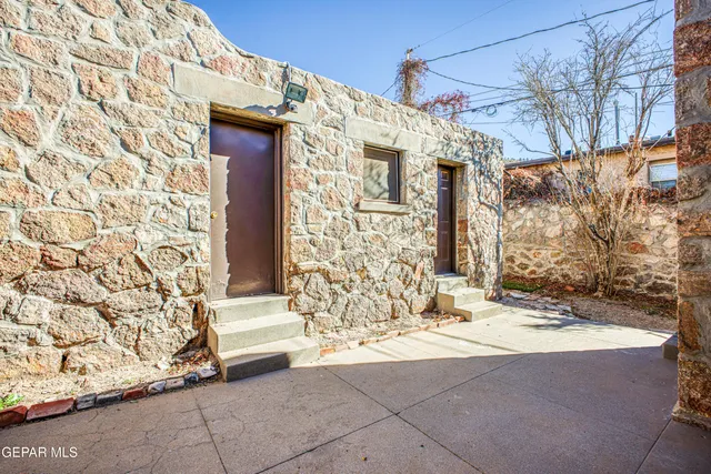 $355,000 | 1210 Mesita Drive, El Paso, TX 79902