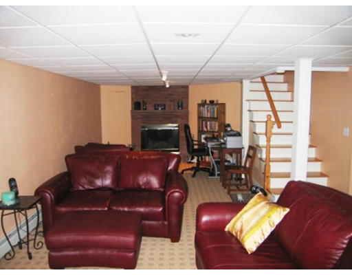 95 Stoneleigh Road Holden, MA 01520 - Photo 12 of 15 Gallery Image 12