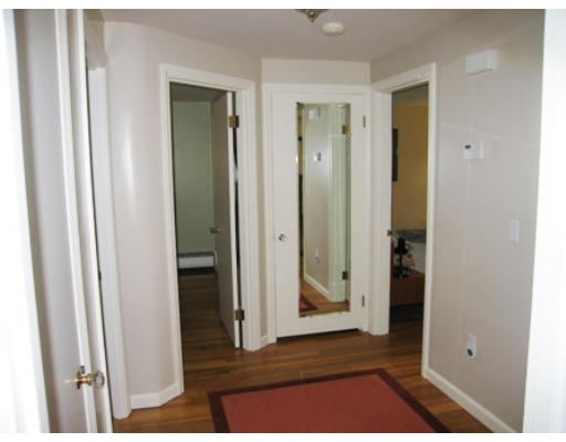 95 Stoneleigh Road Holden, MA 01520 - Photo 7 of 15 Gallery Image 7