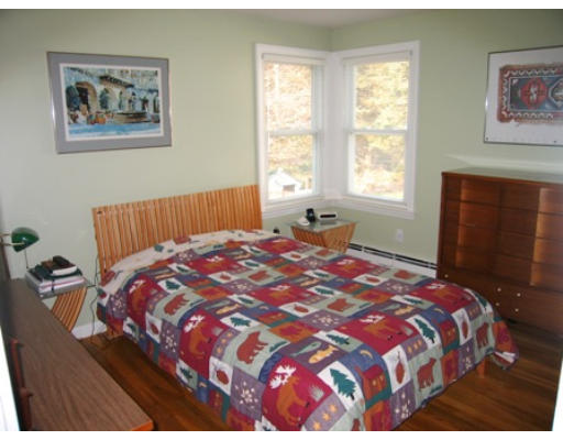 95 Stoneleigh Road Holden, MA 01520 - Photo 9 of 15 Gallery Image 9