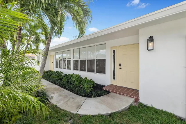 $999,000 | 2000 Northeast 17th Street, Fort Lauderdale, FL 33305