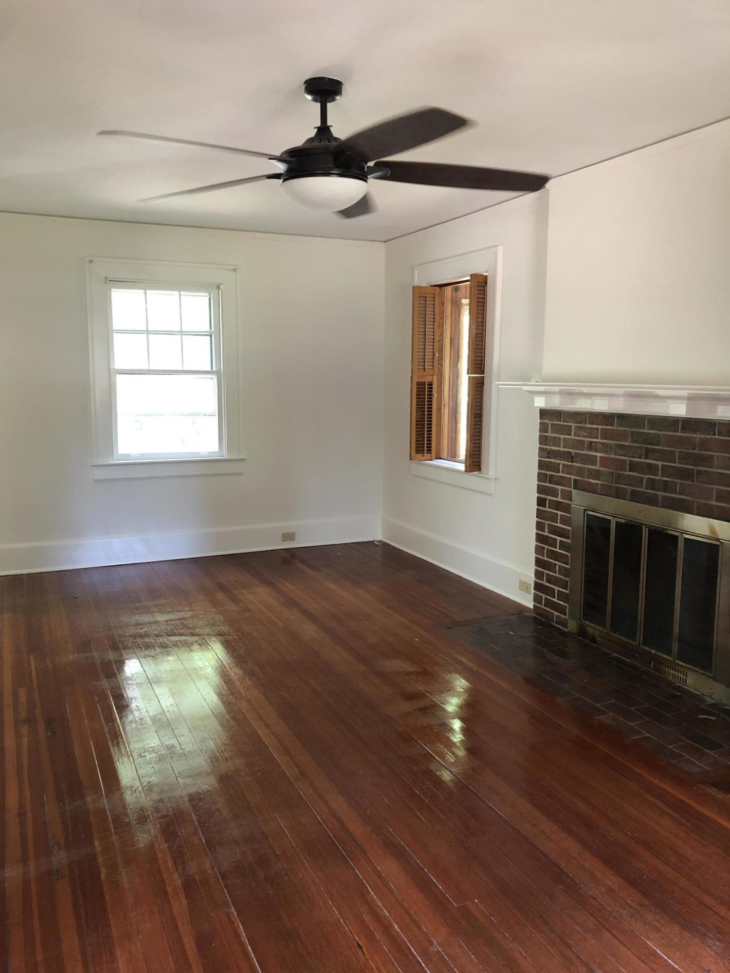 245 Everette Road Pinehurst, NC 28374 - Photo 4 of 13 LIVING ROOM