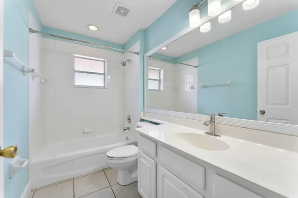 $6,500 | 981 Delray Lakes Drive, Delray Beach, FL 33444