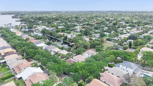 $6,500 | 981 Delray Lakes Drive, Delray Beach, FL 33444