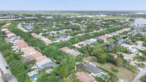 $6,500 | 981 Delray Lakes Drive, Delray Beach, FL 33444