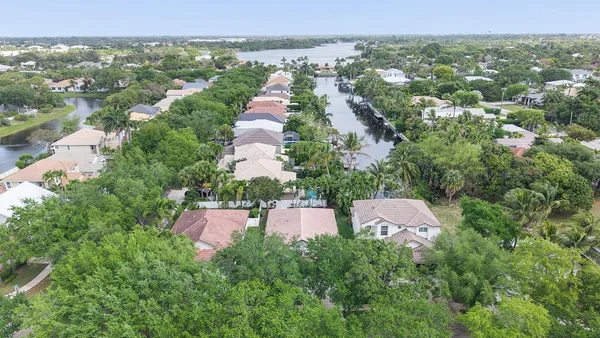 $6,500 | 981 Delray Lakes Drive, Delray Beach, FL 33444