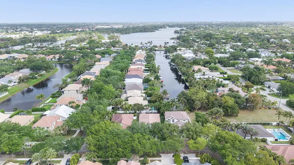 $6,500 | 981 Delray Lakes Drive, Delray Beach, FL 33444