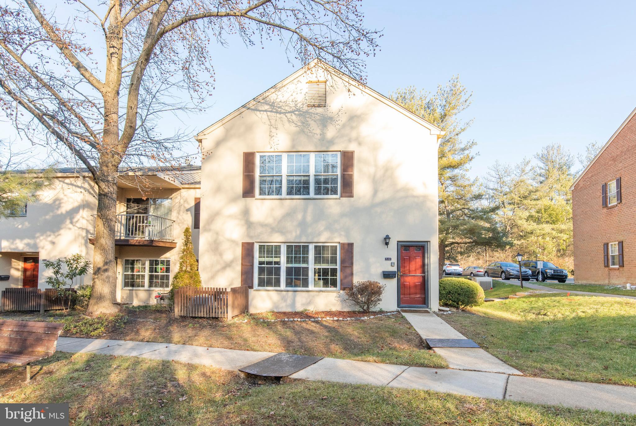 510 Old Forge Crossing Wayne, PA 19087 - Photo 3 of 29