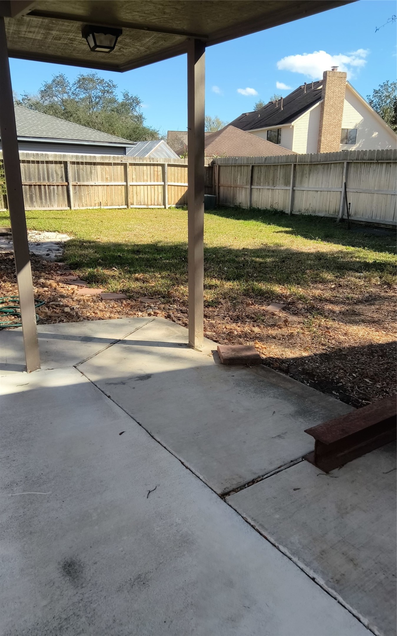 15906 Laurelfield Drive Houston, TX 77059 - Photo 21 of 29 Large back yard