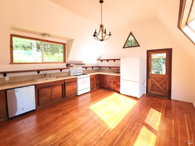 $795,000 | 8080 Surprise Valley Road, Comptche, CA 95427