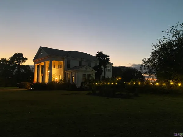 $749,000 | 56 Meeker Road, Lecompte, LA 71346