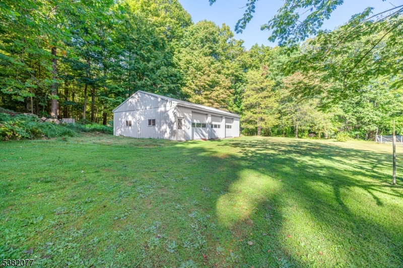 245 Barrett Road Warwick, NJ 10990 - Photo 6 of 42