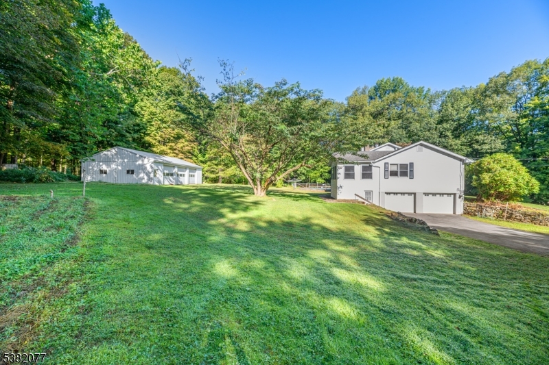 245 Barrett Road Warwick, NJ 10990 - Photo 8 of 42