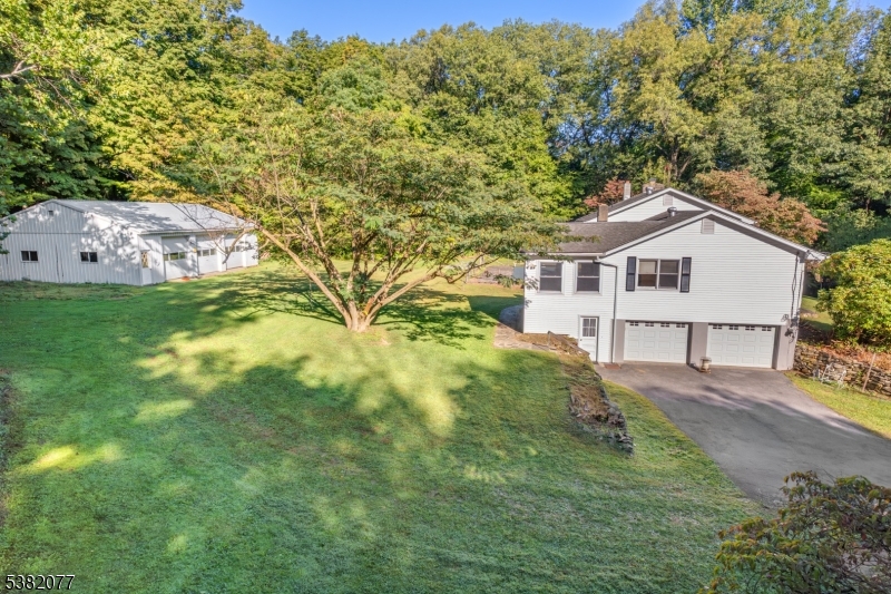 245 Barrett Road Warwick, NJ 10990 - Photo 9 of 42