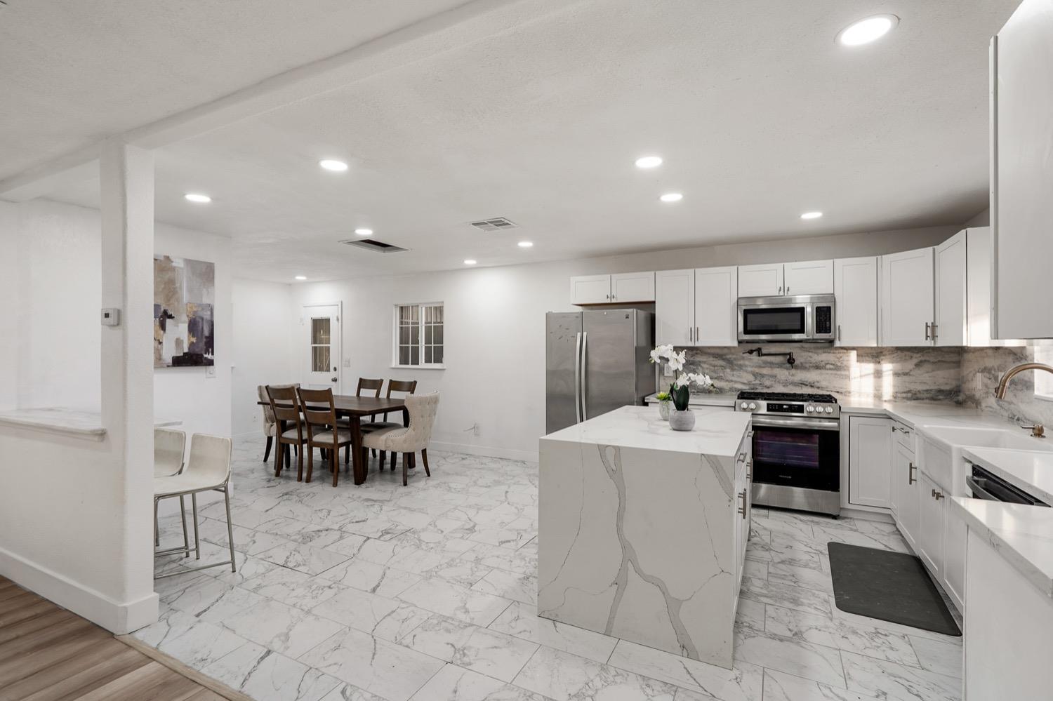 1905 Michel Avenue Modesto, CA 95358 - Photo 15 of 55