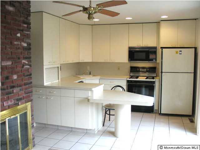 388 Bolton Road East Windsor, NJ 08520 - Photo 1 of 10 Primary Photo