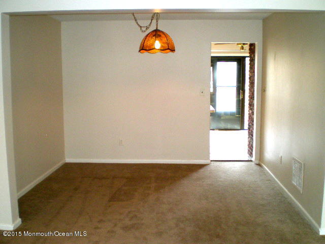 388 Bolton Road East Windsor, NJ 08520 - Photo 3 of 10 Dining Room
