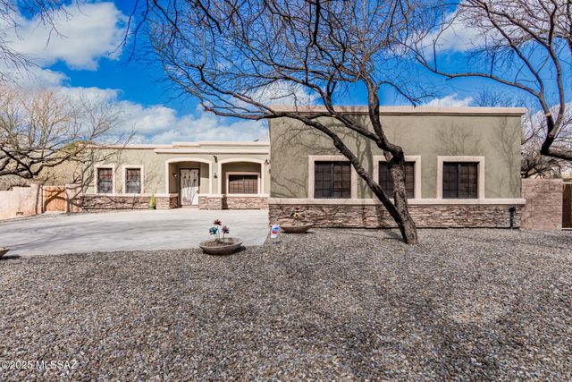 $849,900 | 12325 East Cape Horn Drive, Tucson, AZ 85749