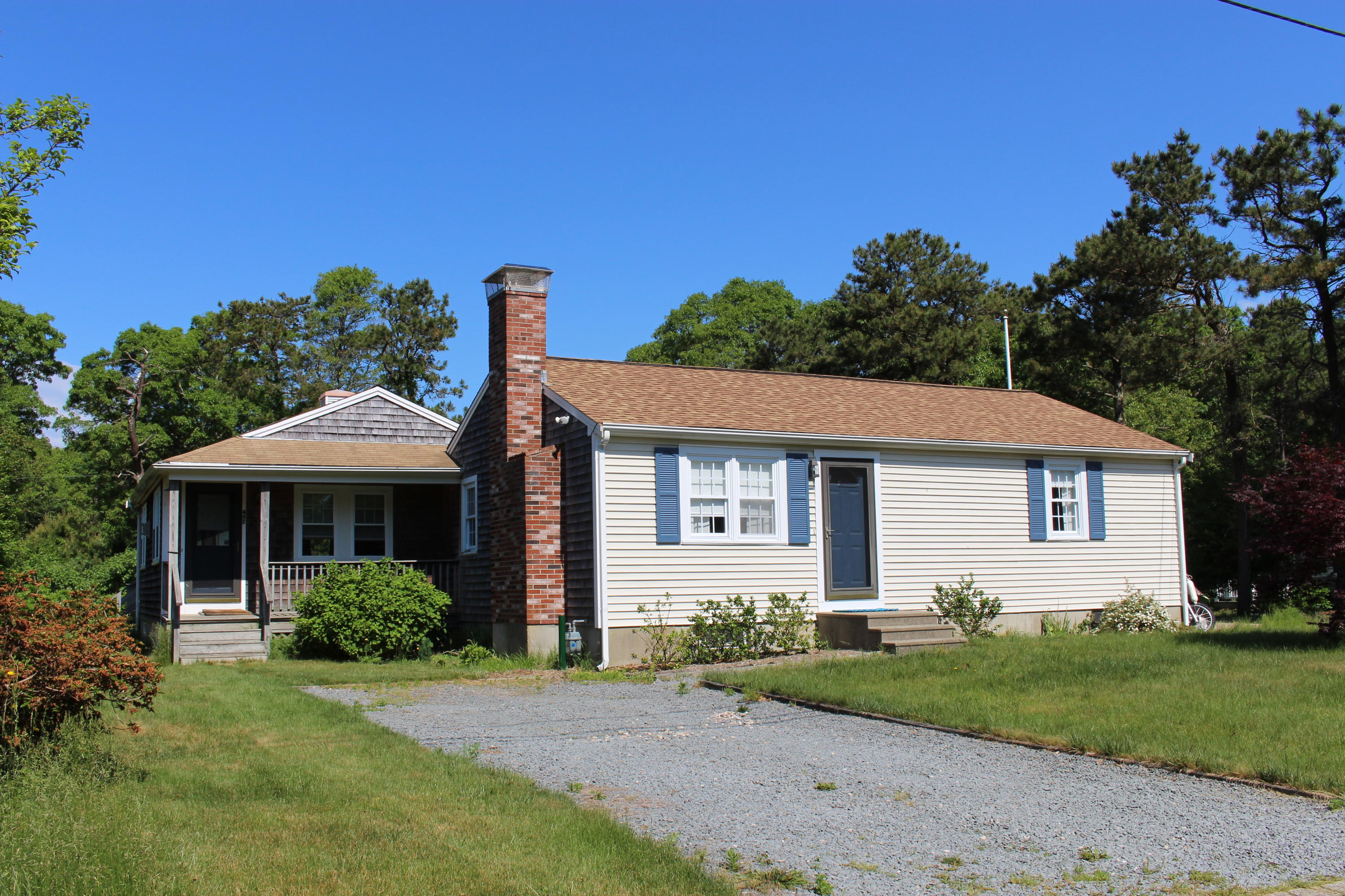 497 Lincoln Rd Extension Hyannis, MA 02601 - Photo 2 of 40 IMG_1423