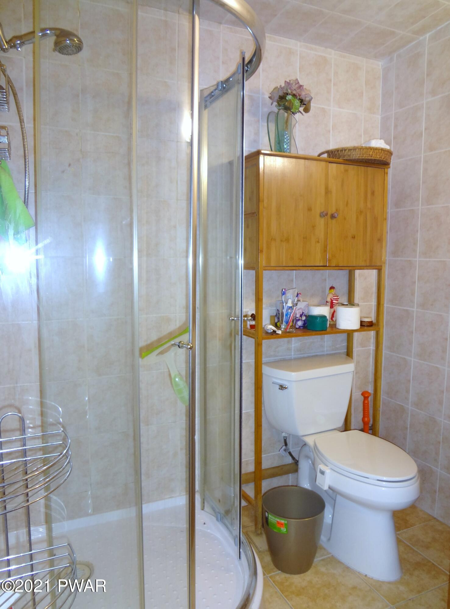 145 Timber Ridge Circle Greentown, PA 18426 - Photo 8 of 43 Bathroom 1