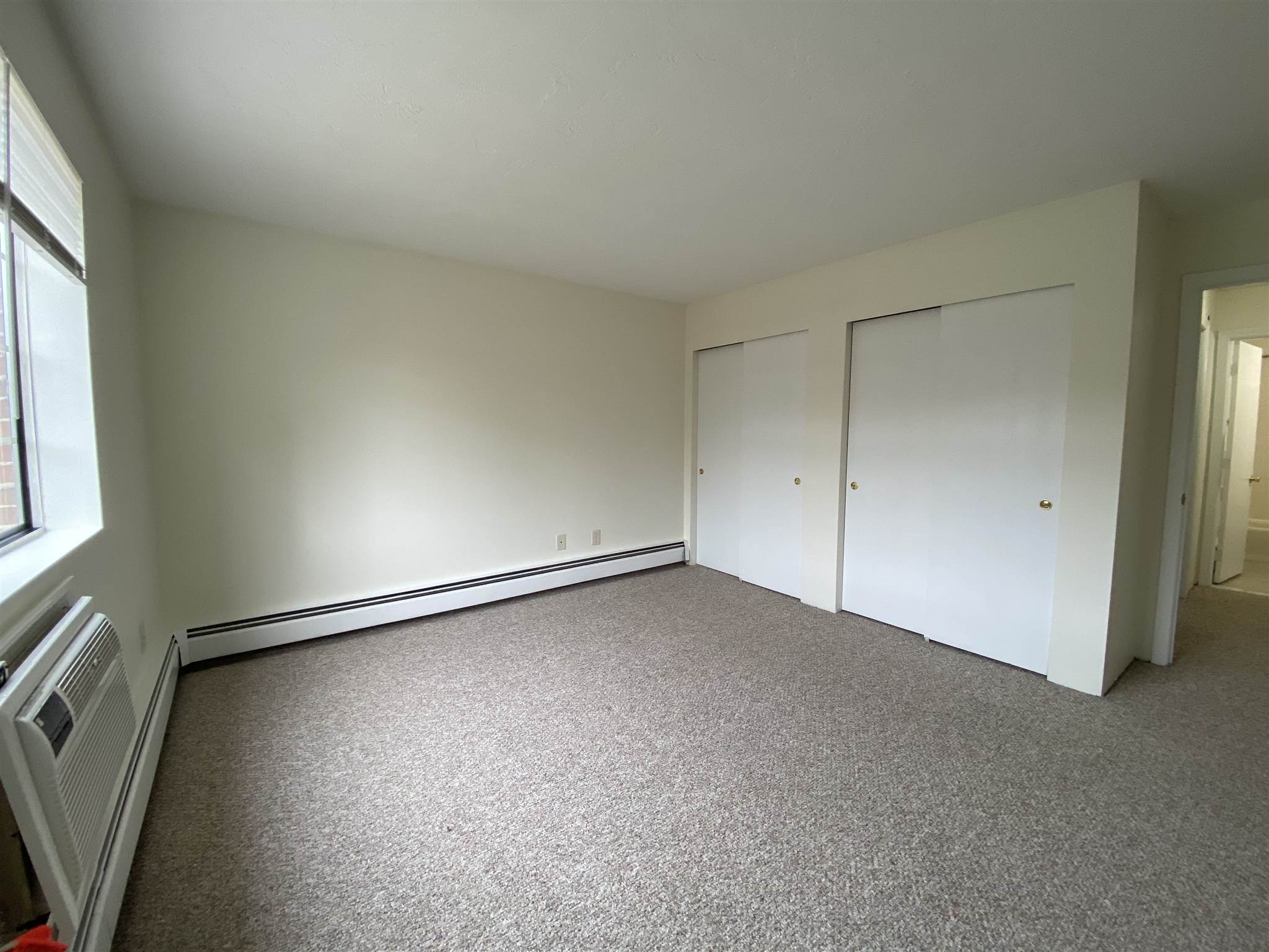 383 Huse Road, Unit 9 Manchester, NH 03103 - Photo 12 of 39