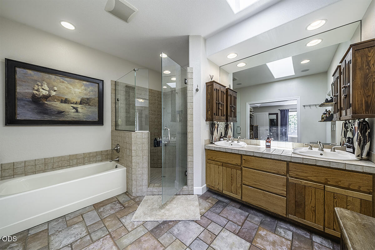 6243 Sanderling Road Klamath Falls, OR 97601 - Photo 18 of 43