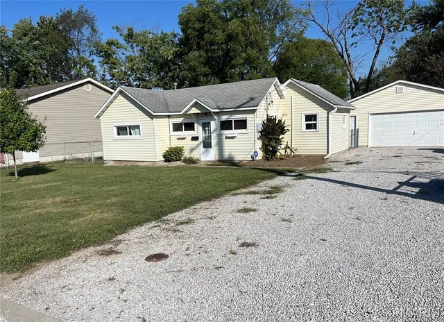 $88,500 | 222 James Street, Bethalto, IL 62010