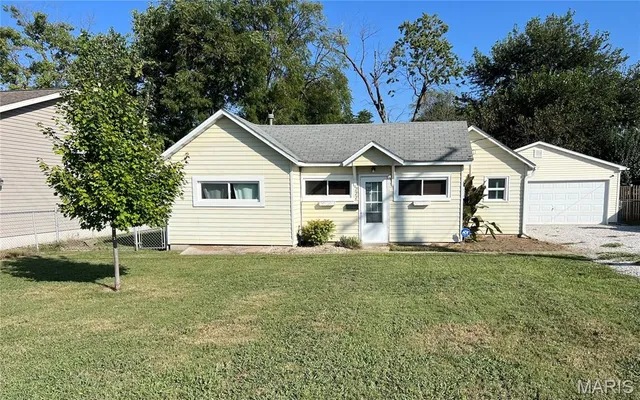 $88,500 | 222 James Street, Bethalto, IL 62010