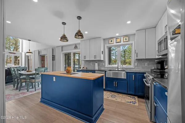 $465,000 | 20 Mallard Drive, Merritt, NC 28556