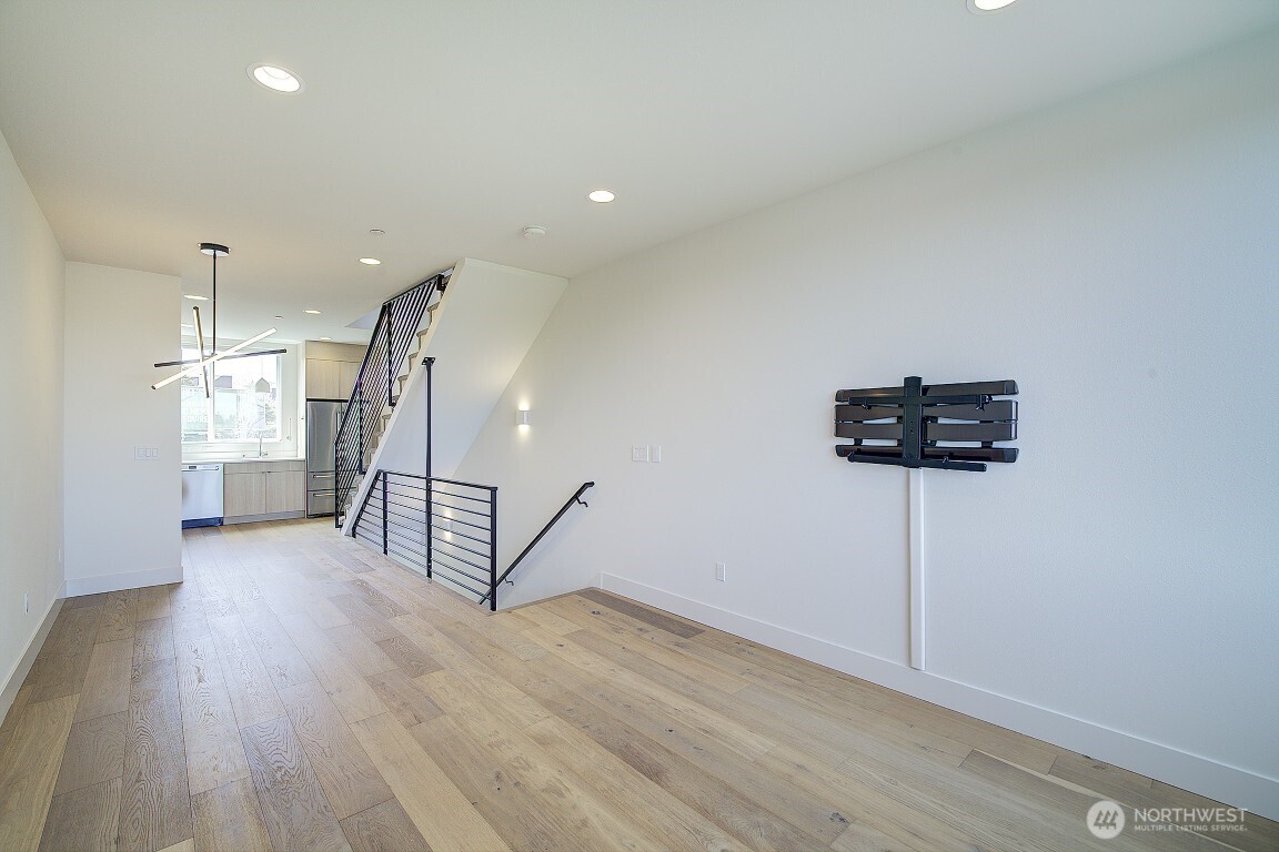 908 North 46th Street, Unit E Seattle, WA 98103 - Photo 13 of 25