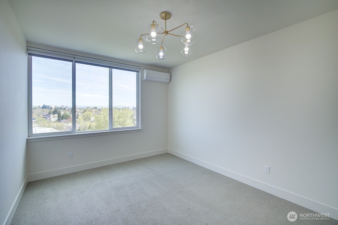 908 North 46th Street, Unit E Seattle, WA 98103 - Photo 17 of 25
