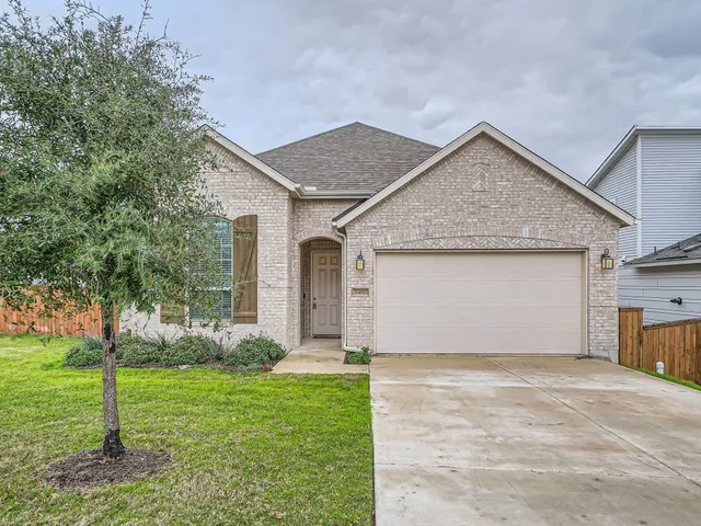 $2,300 | 11400 American Mustang Loop, Manor, TX 78653