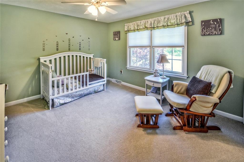 518 Rochester Road Zelienople, PA 16063 - Photo 17 of 25