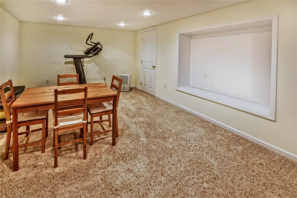 518 Rochester Road Zelienople, PA 16063 - Photo 21 of 25