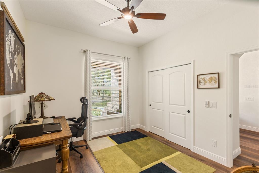 6206 Five Acre Road Plant City, FL 33565 - Photo 23 of 33 a living room with furniture and a window