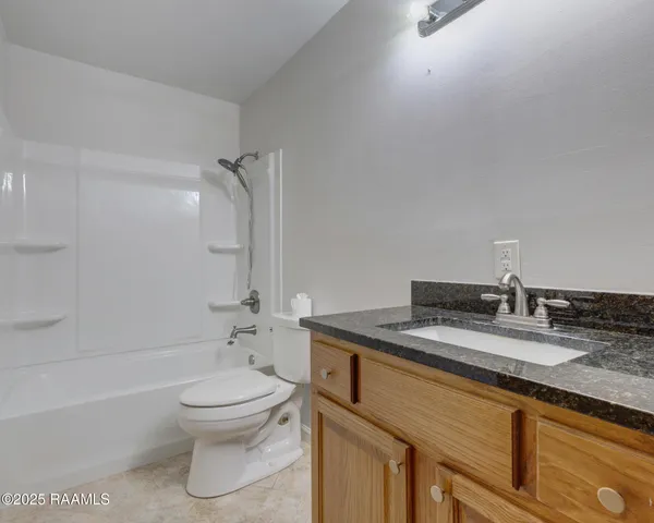 $78,000 | 300 Lozes Avenue, Unit 901, Lafayette, LA 70508