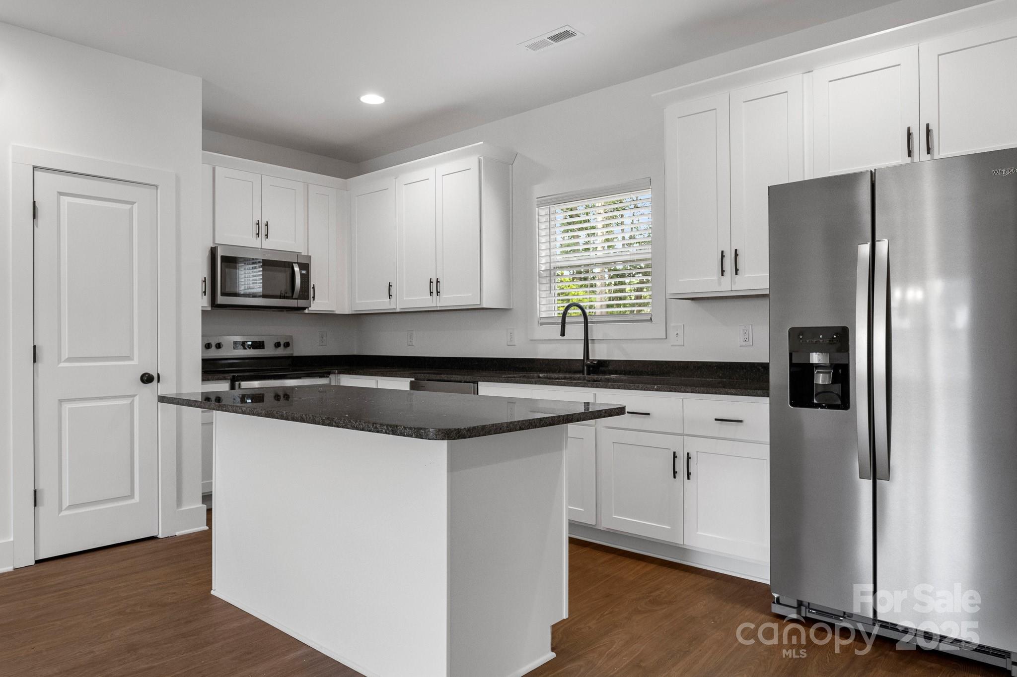6147 Long Branch Road Salisbury, NC 28147 - Photo 11 of 36 Gallery Image 11