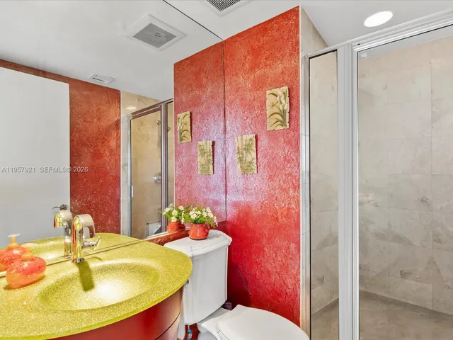 $10,000 | 19111 Collins Avenue, Unit 2503, Sunny Isles Beach, FL 33160