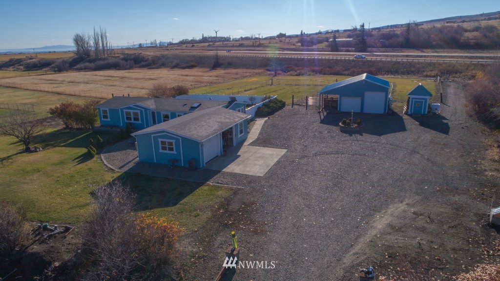 3370 East Taneum Road Thorp, WA 98946 - Photo 1 of 23 Gallery Image 1