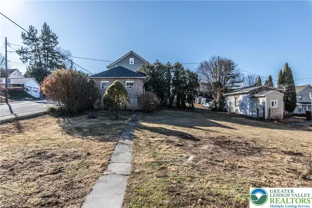 $395,000 | 2322 North Lehigh Avenue, Whitehall, PA 18052