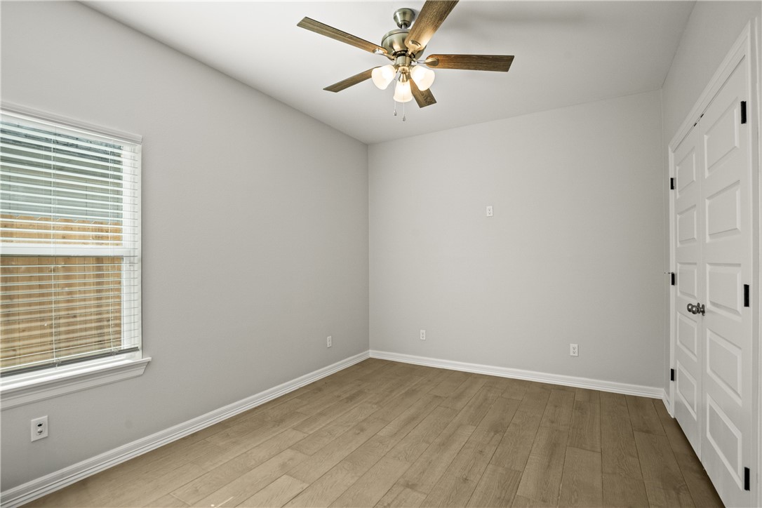 509 West Ragland Avenue Kingsville, TX 78363 - Photo 13 of 24