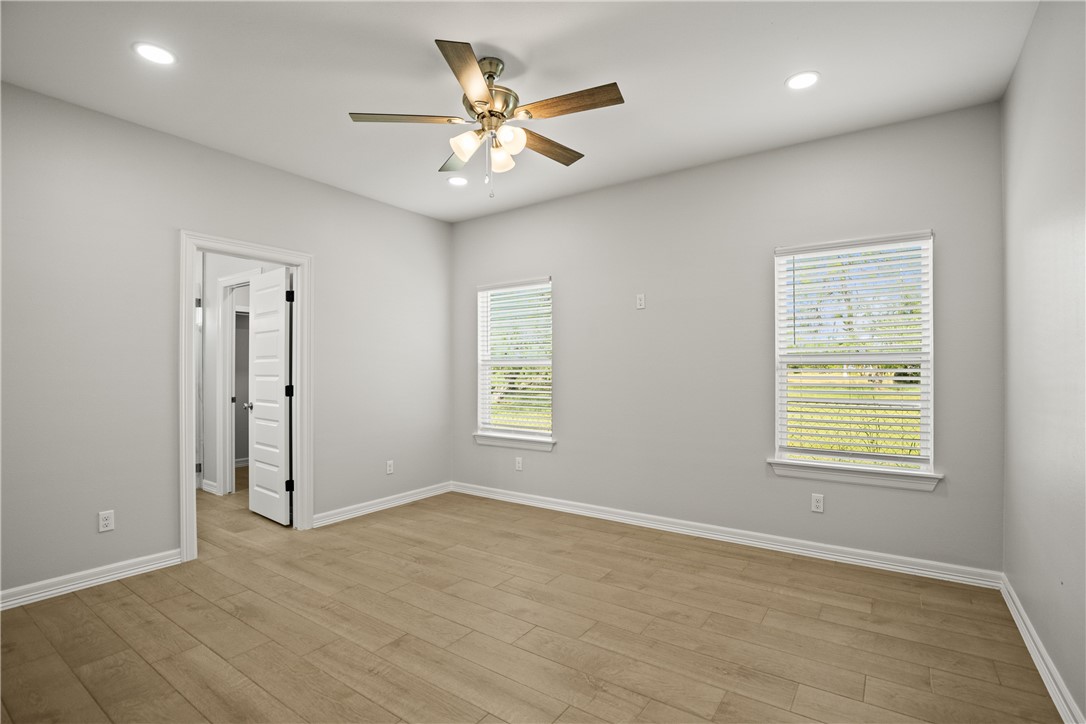 509 West Ragland Avenue Kingsville, TX 78363 - Photo 14 of 20