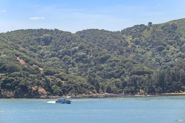 $3,898,000 | 2350 Paradise Drive, Tiburon, CA 94920