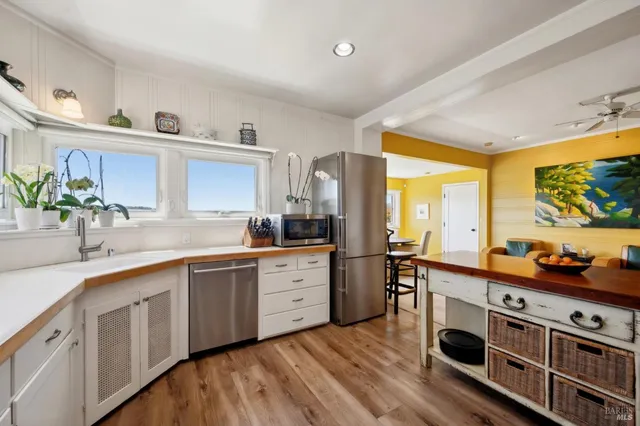 $3,898,000 | 2350 Paradise Drive, Tiburon, CA 94920