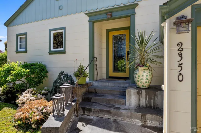 $3,898,000 | 2350 Paradise Drive, Tiburon, CA 94920