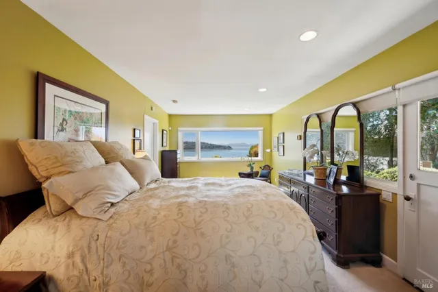 $3,898,000 | 2350 Paradise Drive, Tiburon, CA 94920