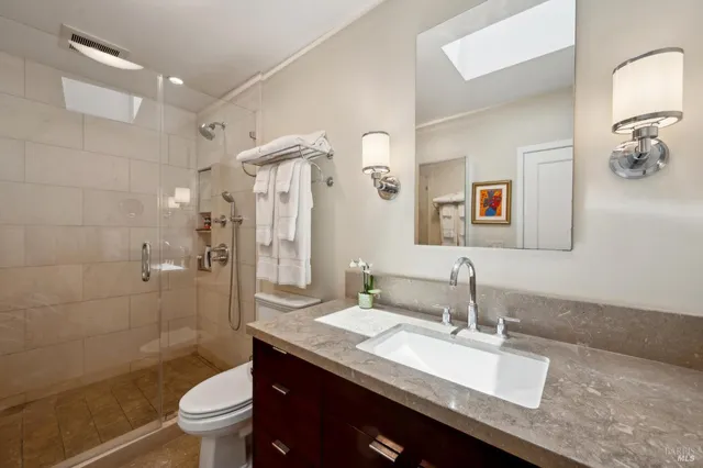 $3,898,000 | 2350 Paradise Drive, Tiburon, CA 94920