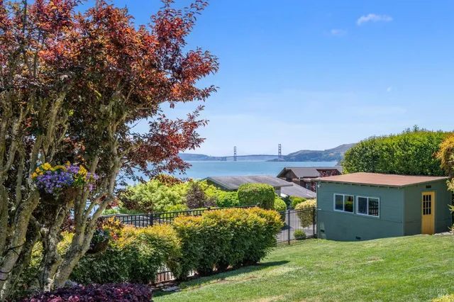 $3,898,000 | 2350 Paradise Drive, Tiburon, CA 94920