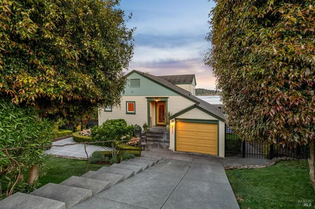 $3,898,000 | 2350 Paradise Drive, Tiburon, CA 94920