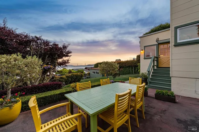 $3,898,000 | 2350 Paradise Drive, Tiburon, CA 94920